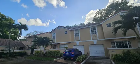 11453 Lakeview Drive Coral Springs FL 33071