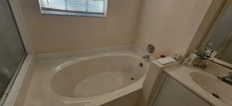 11453 Lakeview Drive Coral Springs FL 33071