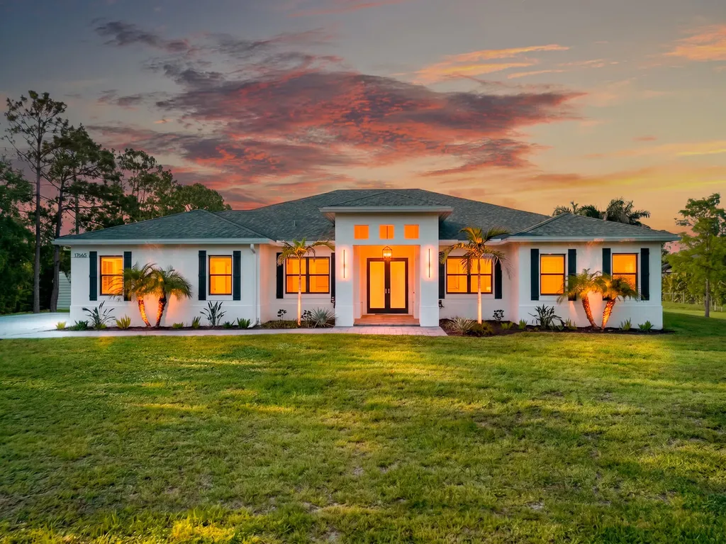 17655 44th Place N The Acreage FL 33470