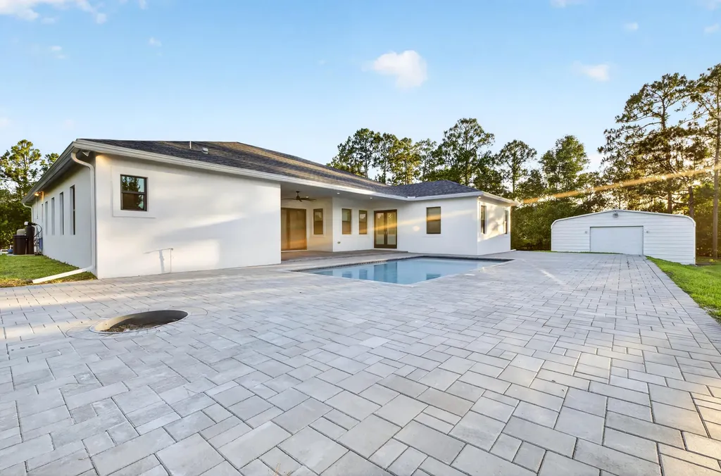 17655 44th Place N The Acreage FL 33470