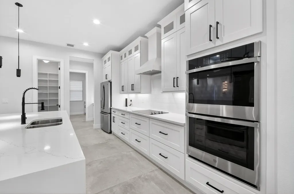17655 44th Place N The Acreage FL 33470
