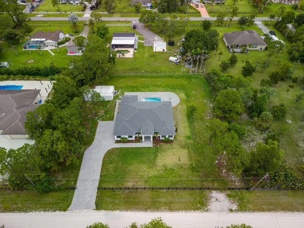 17655 44th Place N The Acreage FL 33470