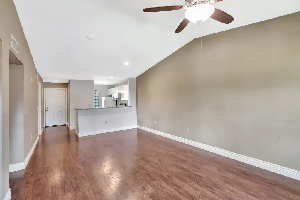 4847 Via Palm Lakes West Palm Beach FL 33417