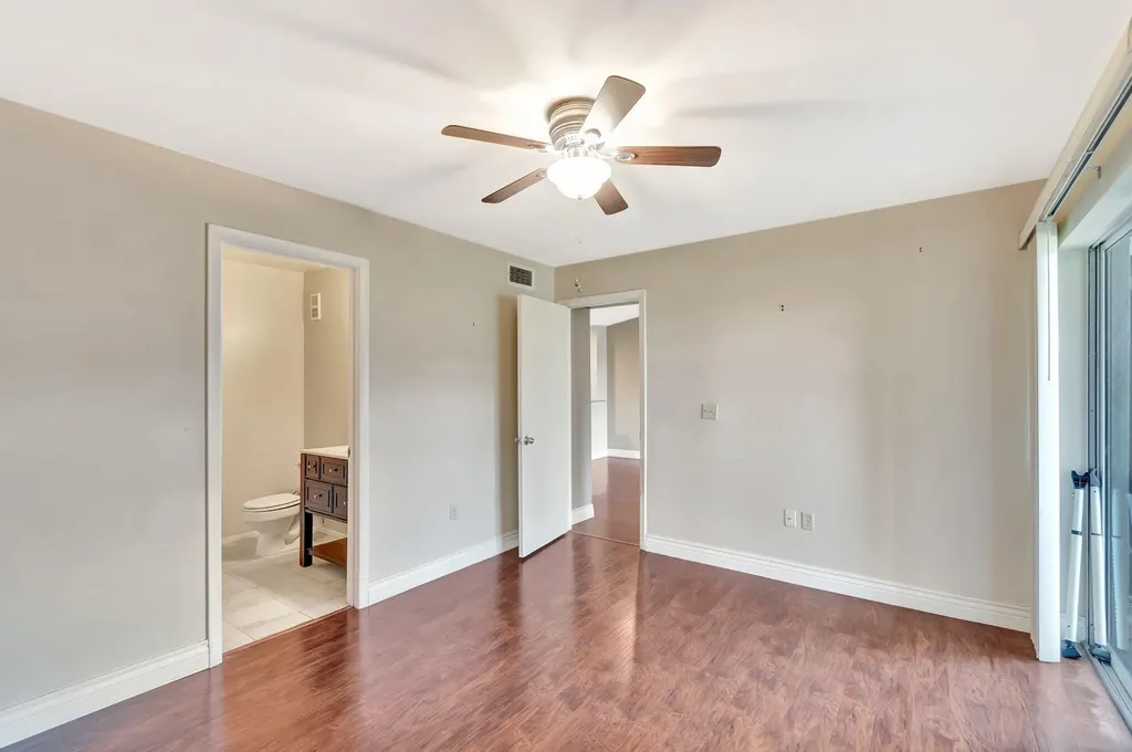 4847 Via Palm Lakes West Palm Beach FL 33417
