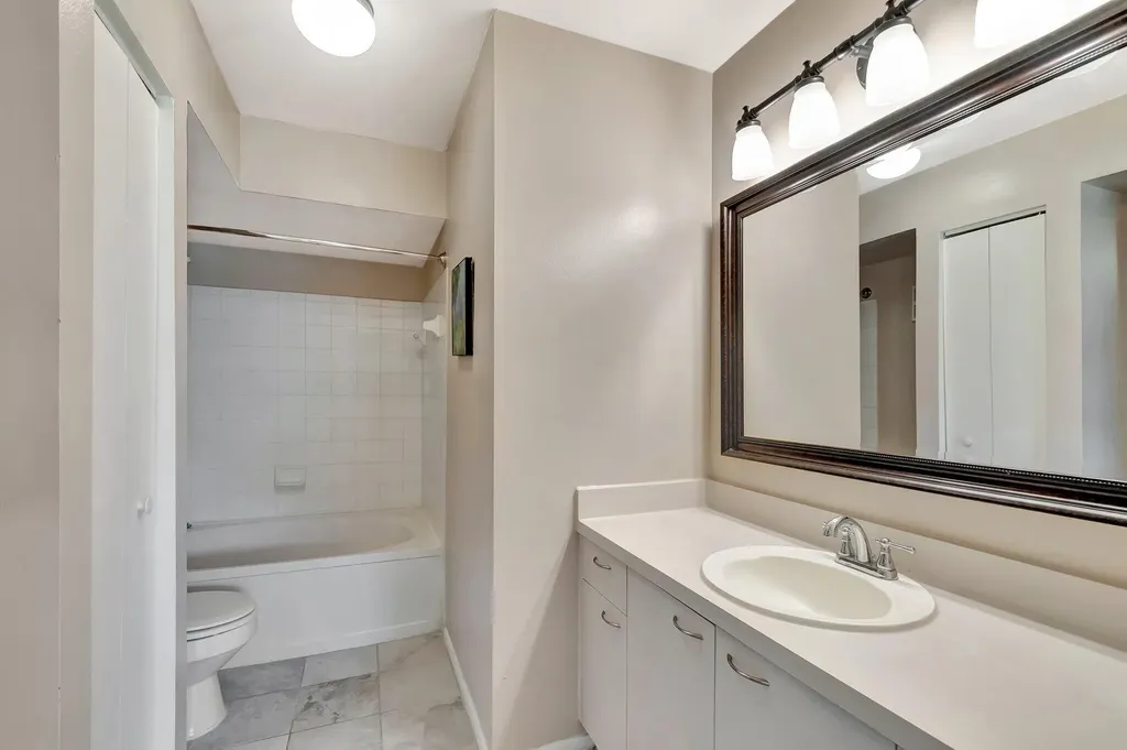 4847 Via Palm Lakes West Palm Beach FL 33417