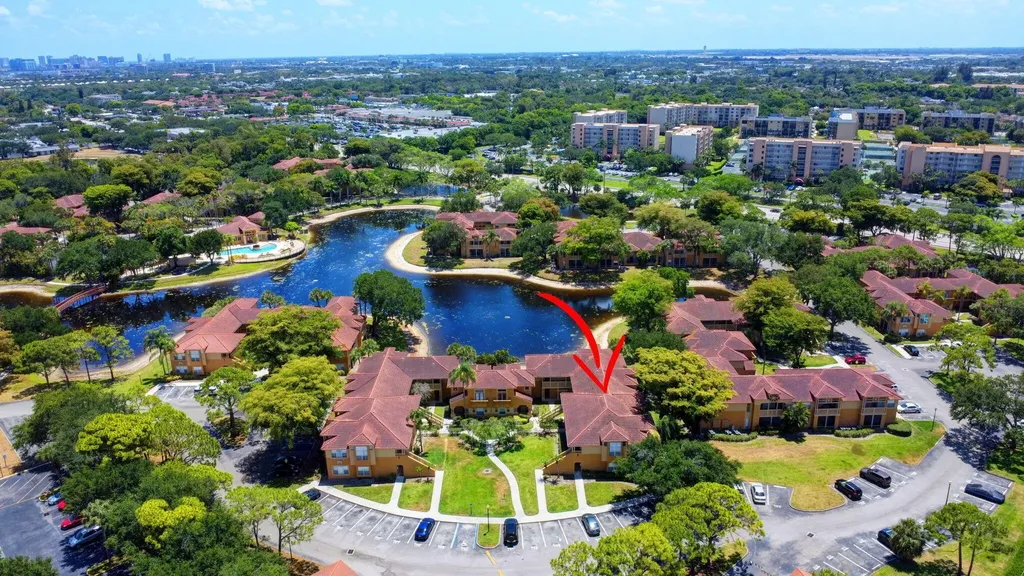 4847 Via Palm Lakes West Palm Beach FL 33417