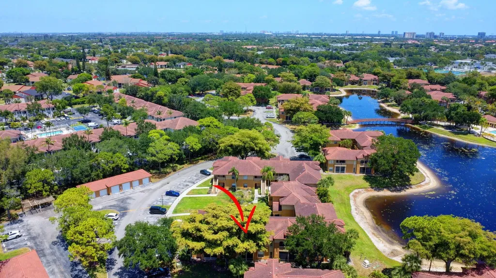 4847 Via Palm Lakes West Palm Beach FL 33417