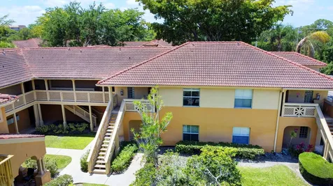 4847 Via Palm Lakes West Palm Beach FL 33417