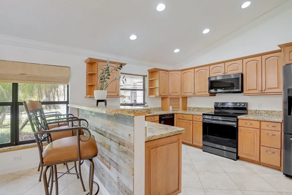 542 Indigo Avenue Wellington FL 33414