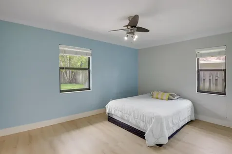 542 Indigo Avenue Wellington FL 33414
