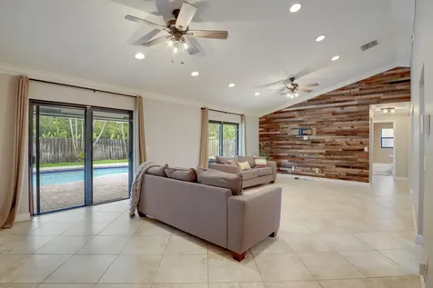 542 Indigo Avenue Wellington FL 33414