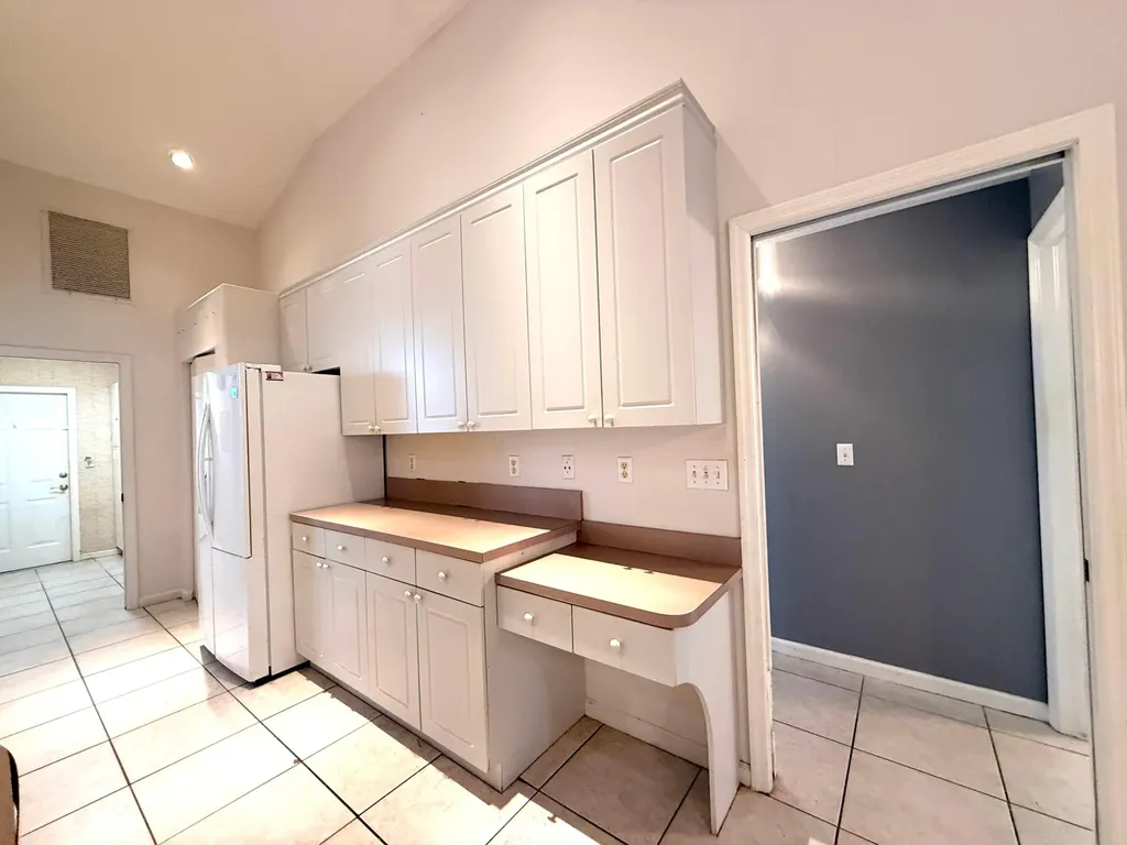 12037 Temple Boulevard The Acreage FL 33412