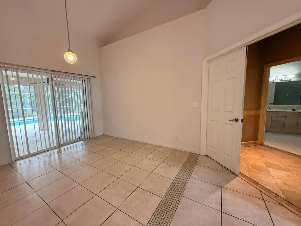 12037 Temple Boulevard The Acreage FL 33412