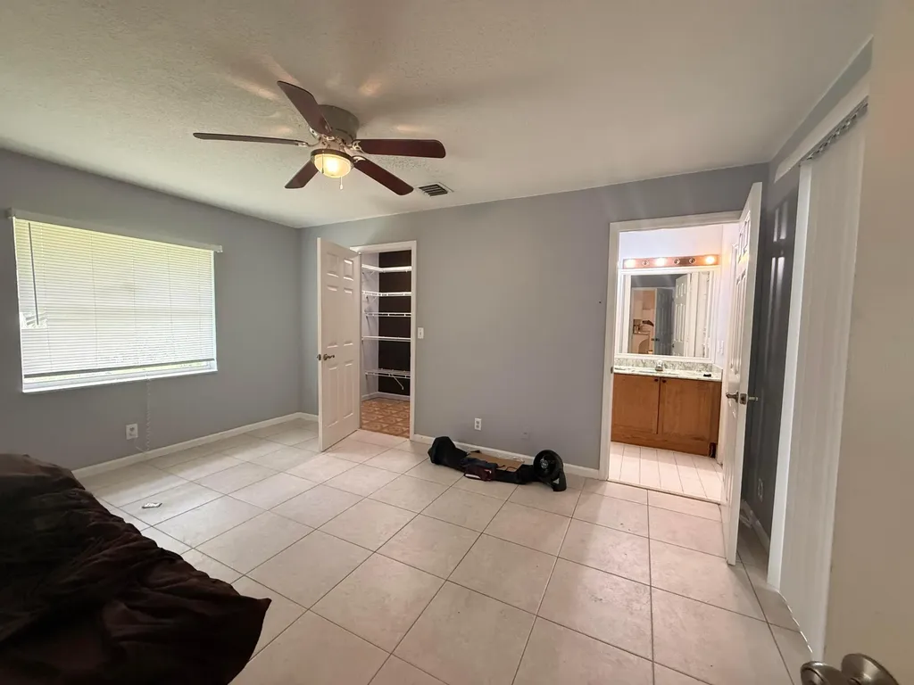 12037 Temple Boulevard The Acreage FL 33412