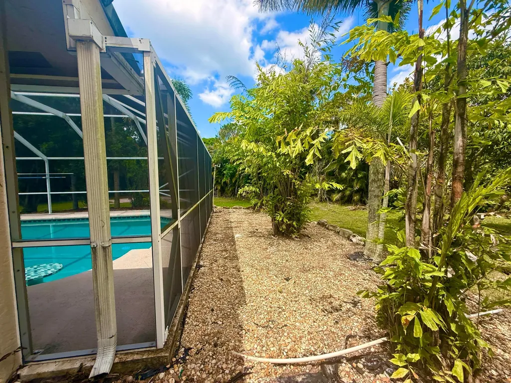 12037 Temple Boulevard The Acreage FL 33412