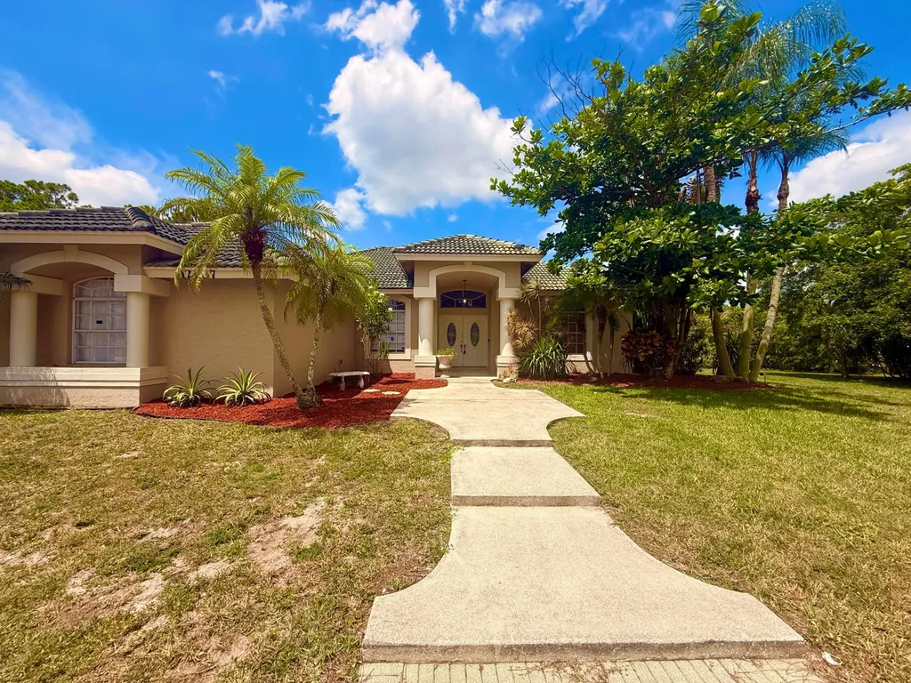 12037 Temple Boulevard The Acreage FL 33412