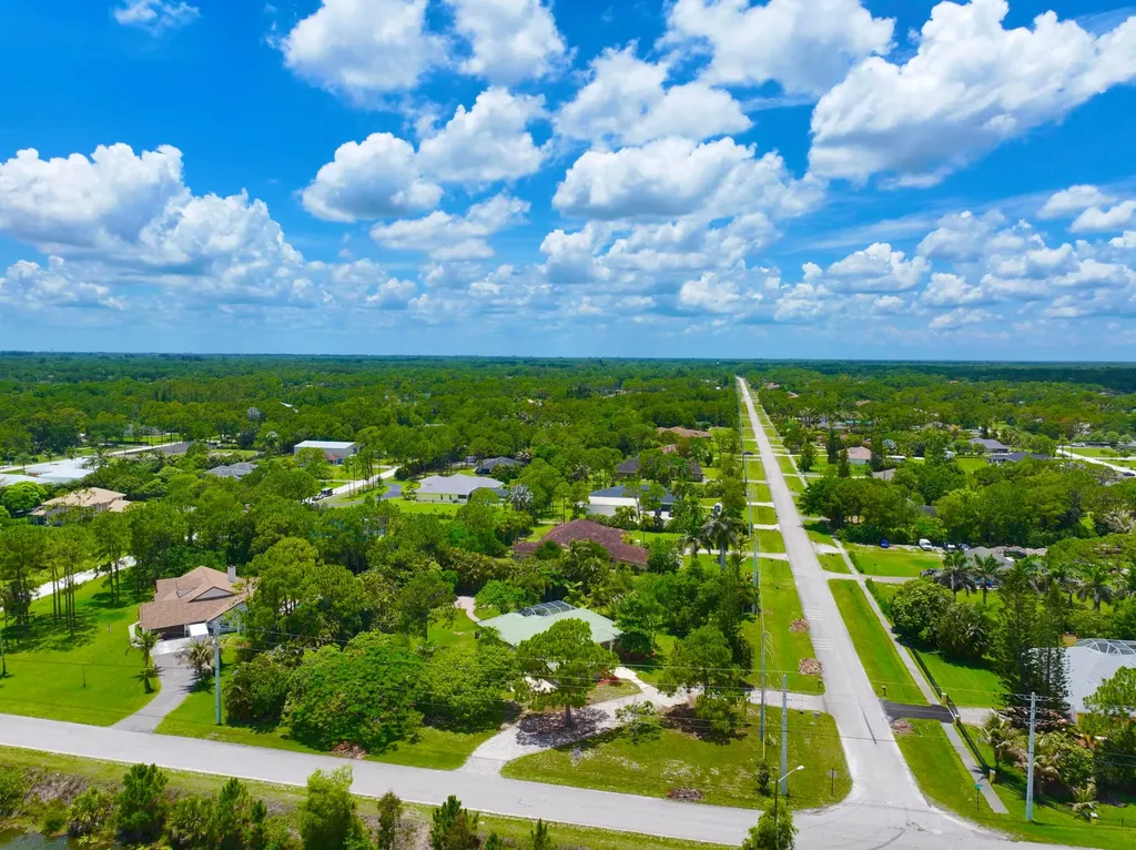 12037 Temple Boulevard The Acreage FL 33412