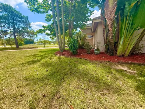 12037 Temple Boulevard The Acreage FL 33412