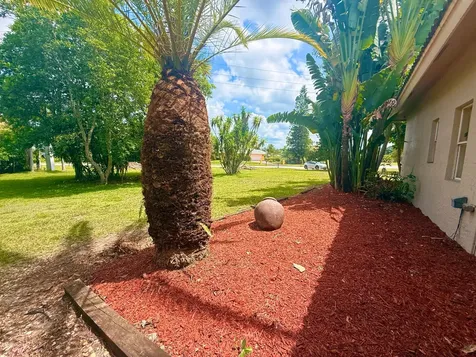 12037 Temple Boulevard The Acreage FL 33412