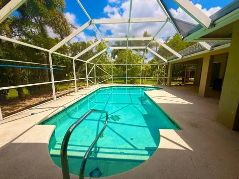 12037 Temple Boulevard The Acreage FL 33412