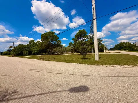 12037 Temple Boulevard The Acreage FL 33412