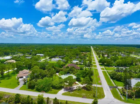 12037 Temple Boulevard The Acreage FL 33412