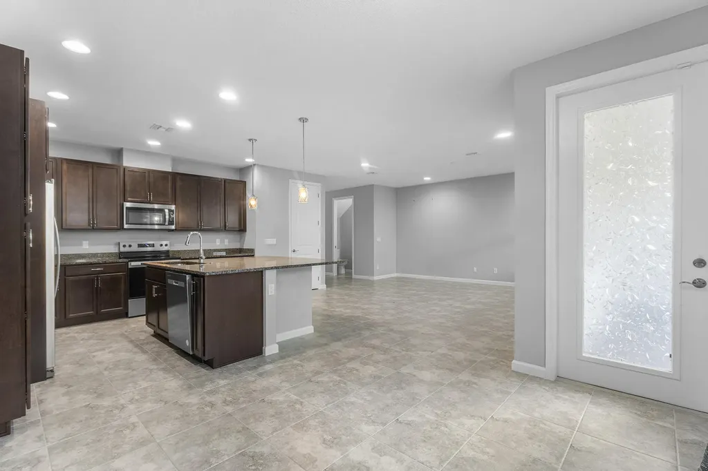 16474 Helix Court The Acreage FL 33470
