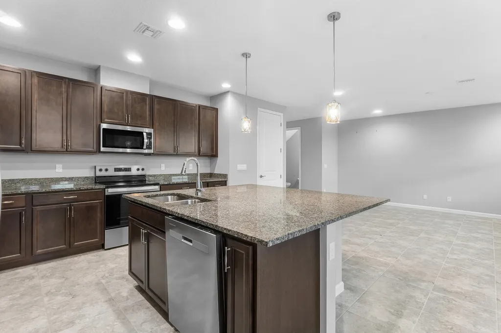 16474 Helix Court The Acreage FL 33470
