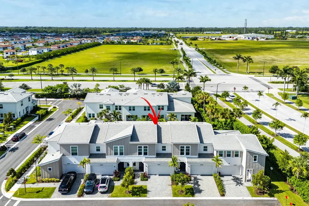 16474 Helix Court The Acreage FL 33470