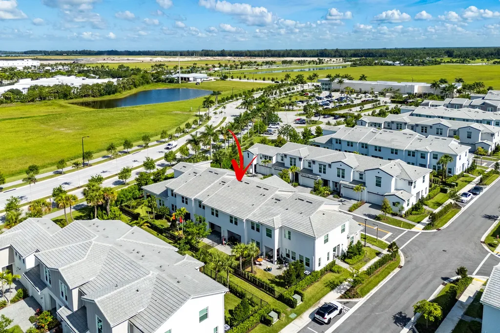 16474 Helix Court The Acreage FL 33470