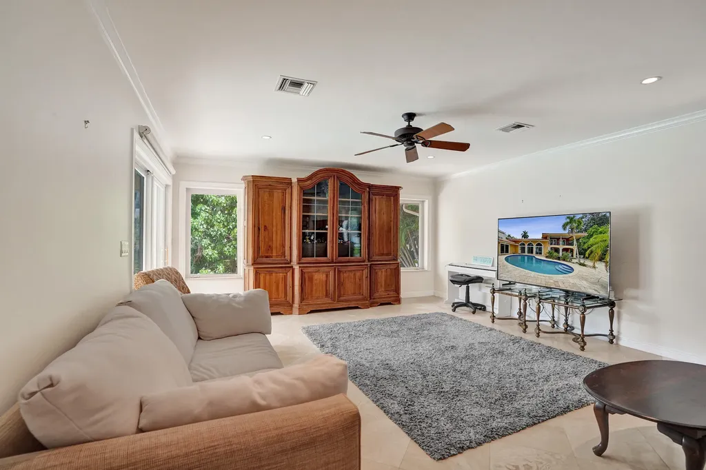 449 Isle Of Palms Drive Fort Lauderdale FL 33301
