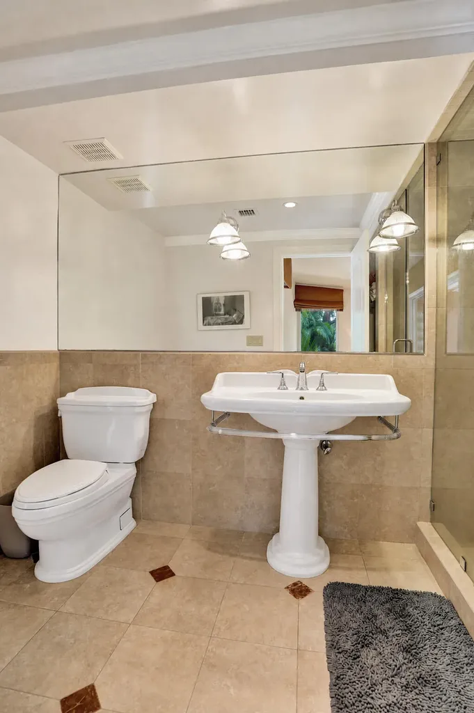 449 Isle Of Palms Drive Fort Lauderdale FL 33301