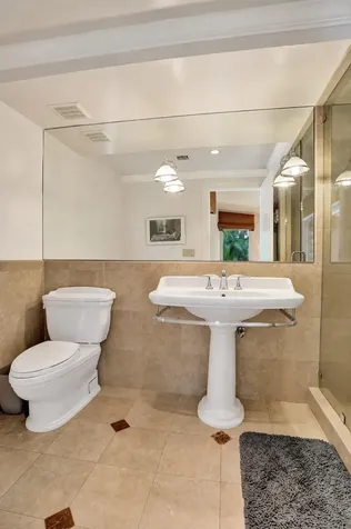 449 Isle Of Palms Drive Fort Lauderdale FL 33301