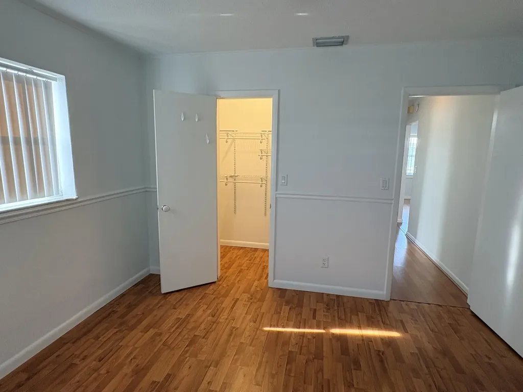 1009 SW 3rd Way Boynton Beach FL 33426