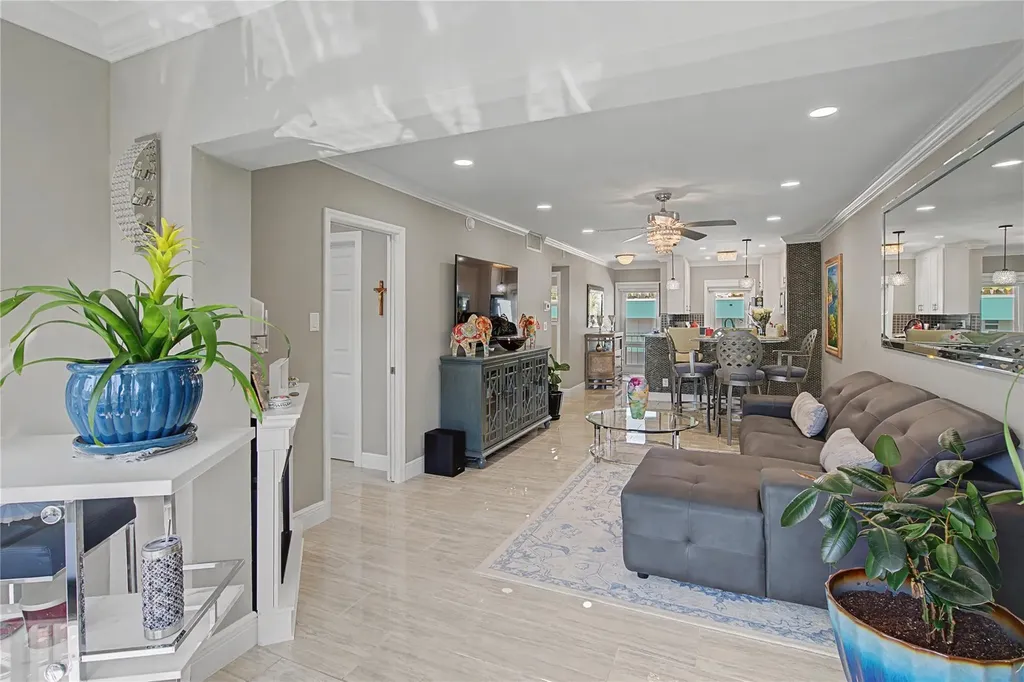 1461 S Ocean Boulevard Lauderdale By The Sea FL 33062