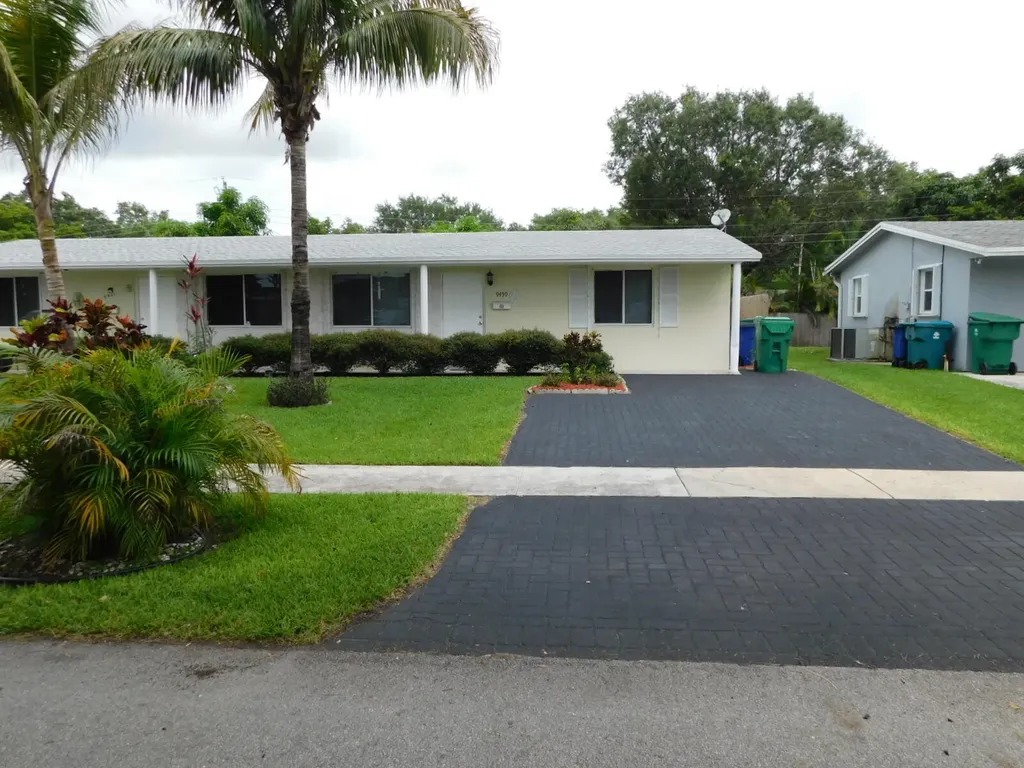 9459 SW 52nd Court Cooper City FL 33328