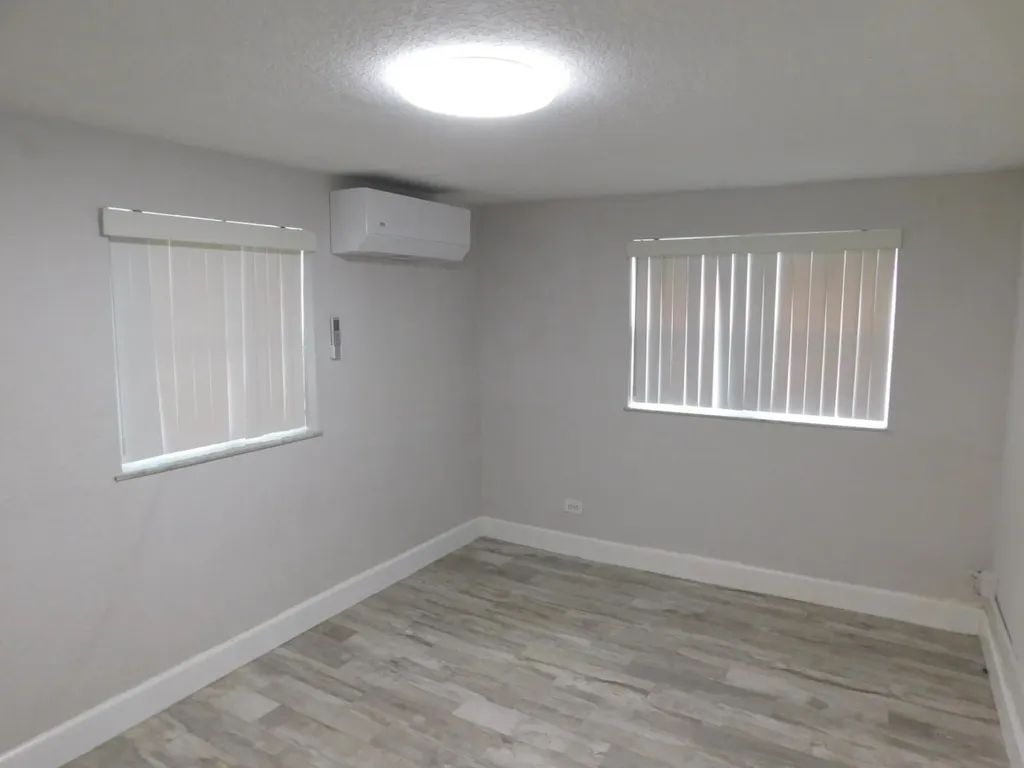 9459 SW 52nd Court Cooper City FL 33328