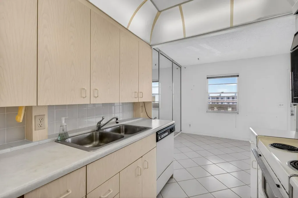 4059 Guildford D Boca Raton FL 33434