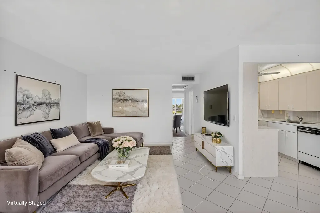 4059 Guildford D Boca Raton FL 33434