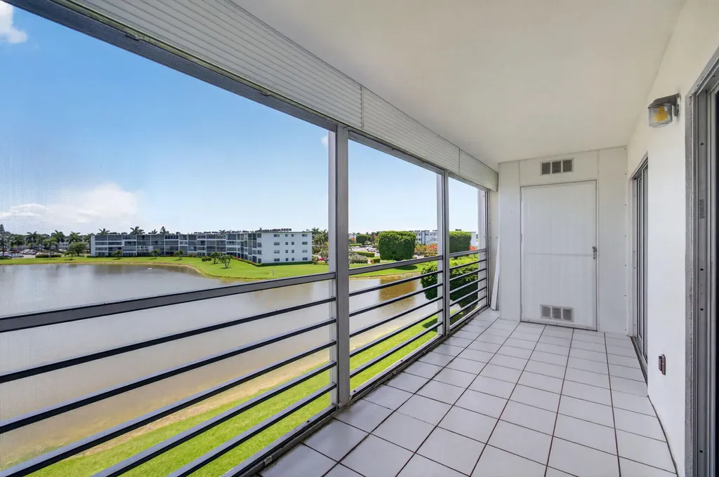 4059 Guildford D Boca Raton FL 33434