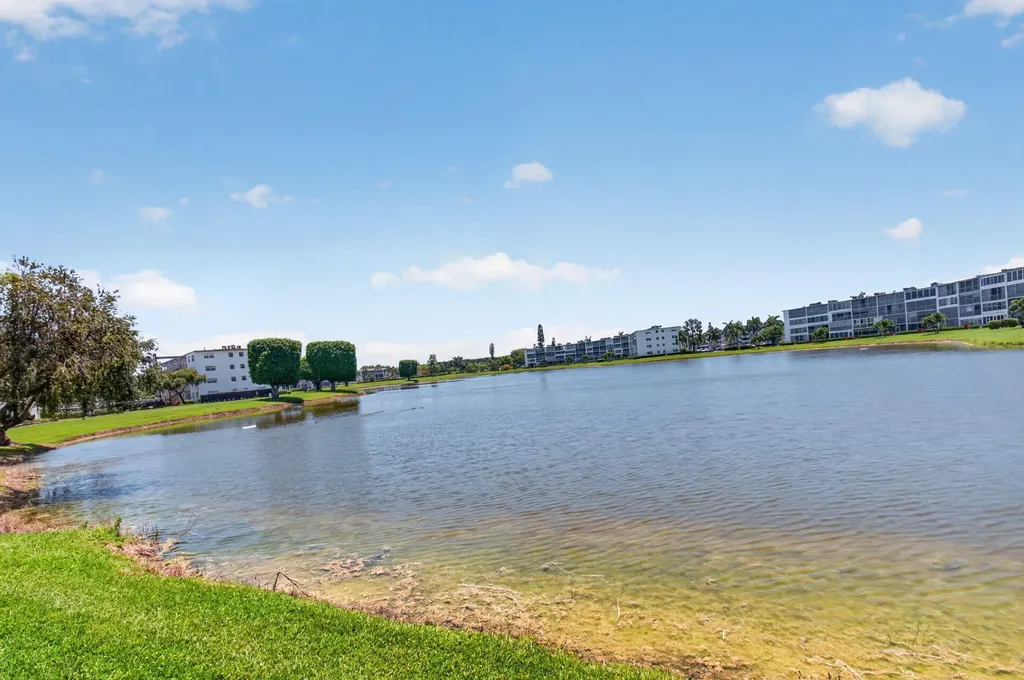 4059 Guildford D Boca Raton FL 33434