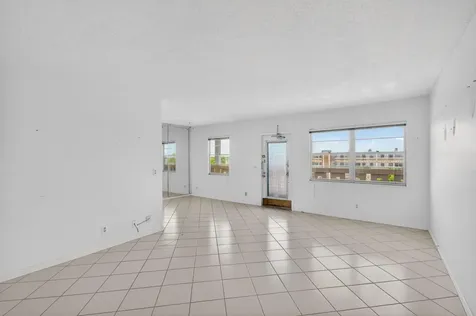 4059 Guildford D Boca Raton FL 33434