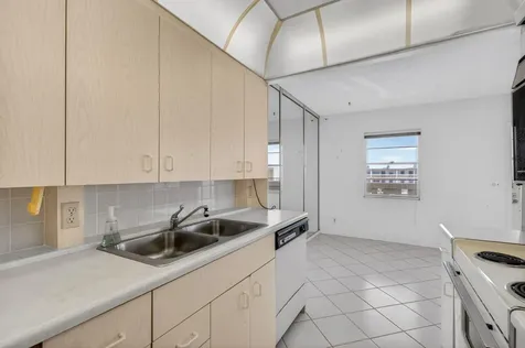 4059 Guildford D Boca Raton FL 33434