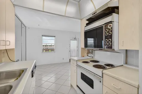 4059 Guildford D Boca Raton FL 33434