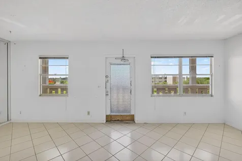 4059 Guildford D Boca Raton FL 33434