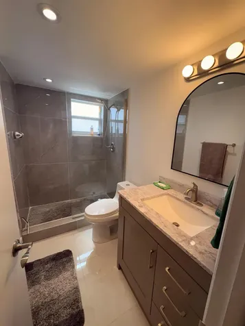 608 NE 2nd Street Dania Beach FL 33004