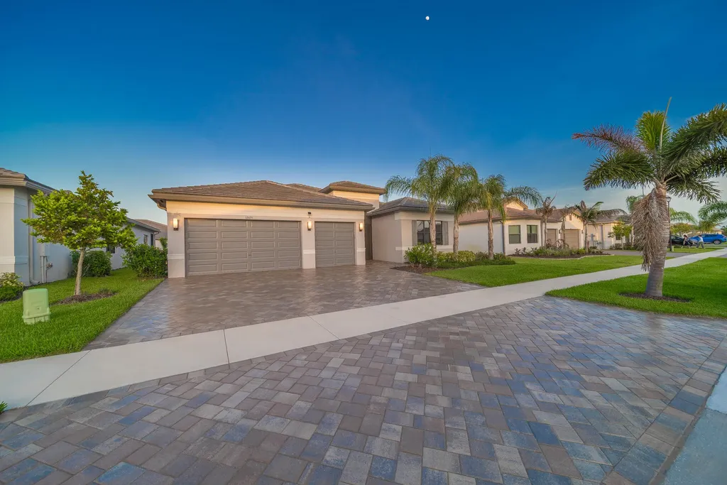 12435 SW Pink Playa Parkway Port St Lucie FL 34987