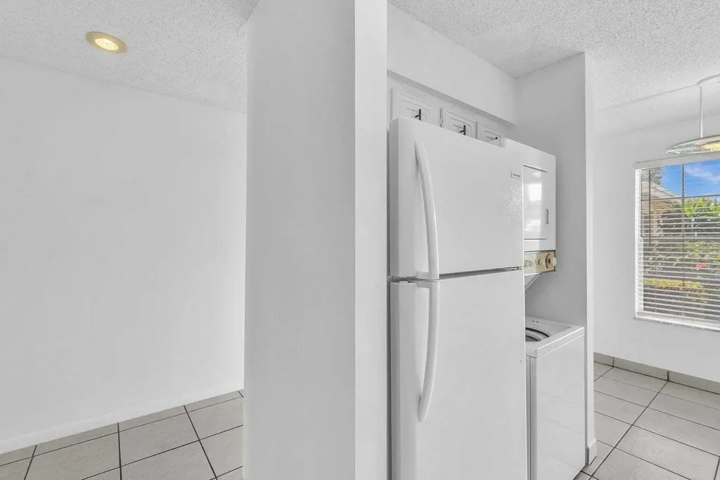 13721 Flora Place Delray Beach FL 33484