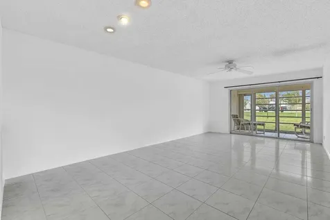 13721 Flora Place Delray Beach FL 33484