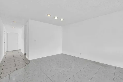 13721 Flora Place Delray Beach FL 33484